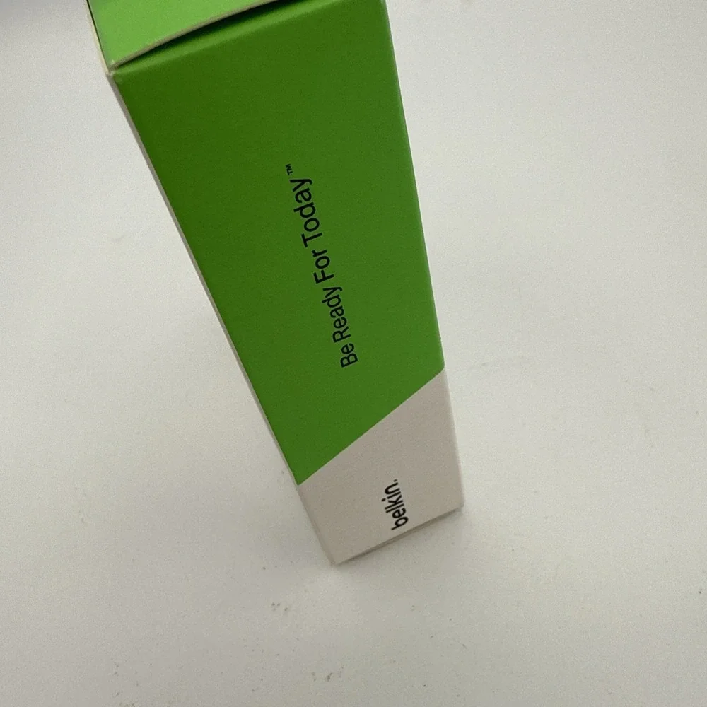Belkin Boost Charge Dual Car Fast Charger with PPS USB-A & USB-C 37W